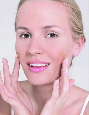 打好底妆六大技巧 像芭比一样可爱