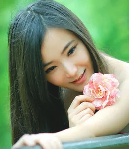 5个贴心技巧 这样化妆绝不伤皮肤