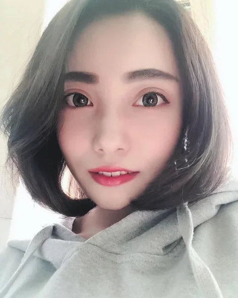 学会这样画眼线，任何场合都很惊艳