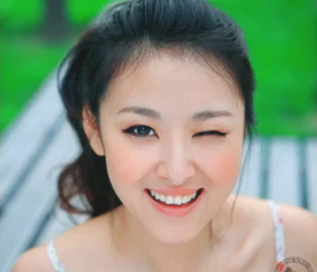 专家出招 3种肤质美女迅速白嫩方法