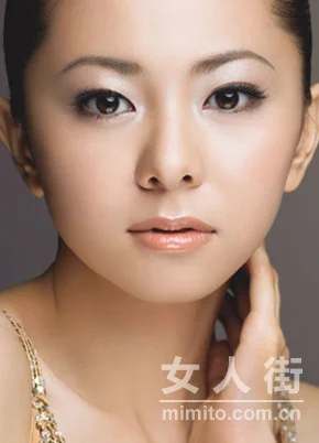 30岁熟女必学的十堂肌肤抗老课