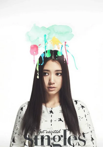 朴信惠时尚写真 强烈烟熏玩黑色幽默