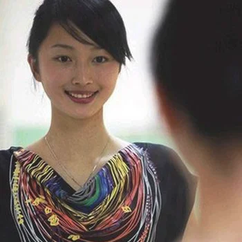 世博会礼仪小姐妆容秀