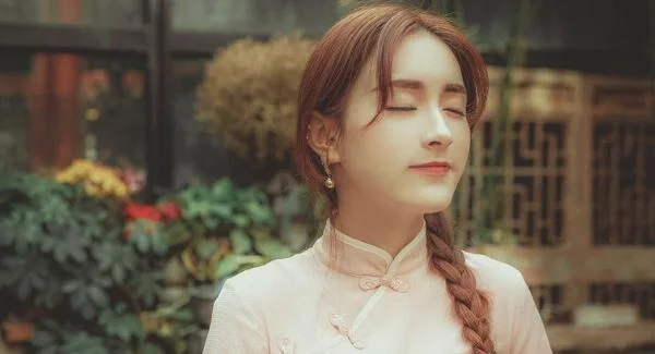 做胶原蛋白去鱼尾纹的步骤及注意事项