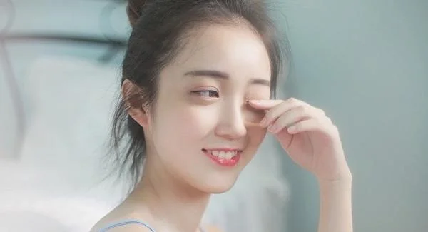 做射频微针去眼角细纹的流程是什么？恢复时间要多久？